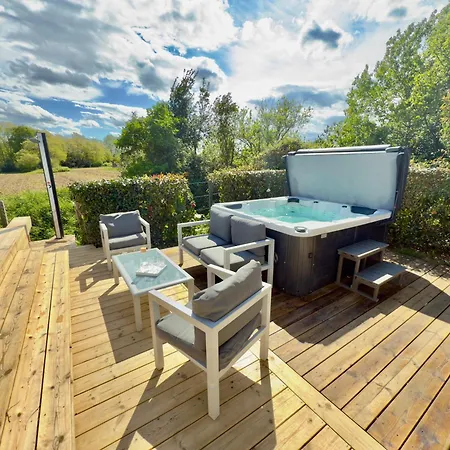 Villa 4Stars Piscine Spa Bar - Maison Des Chenes 64 *