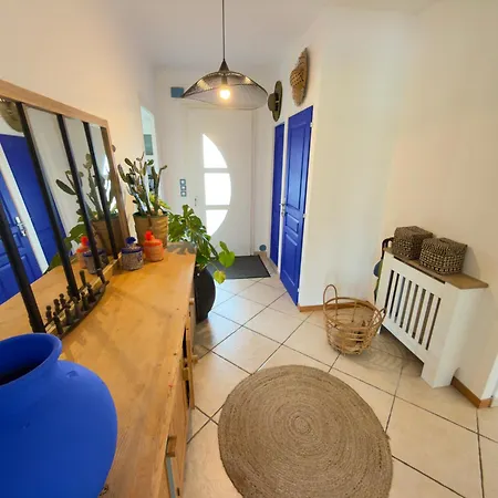 Maison Des Chênes 64 - Entire House With Heated Pool&spa