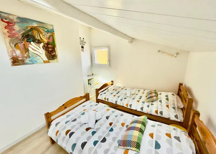 Maison Des Chenes 64 - Entire House With Heated Pool & *