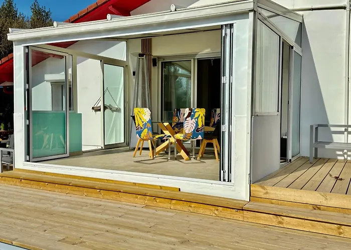 Maison Des Chenes 64 - Entire House With Heated Pool &