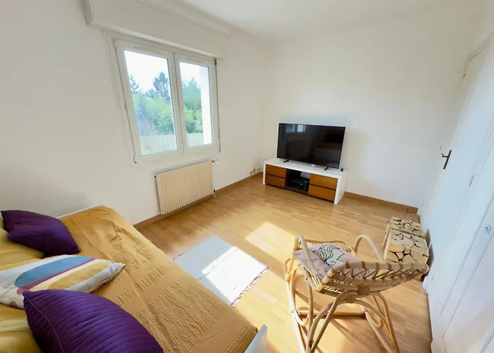 Villa Maison Des Chenes 64 - Entire House With Heated Pool & *